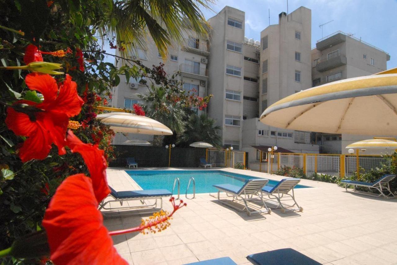 Sunflower Hotel Apartments Larnaca Exterior photo